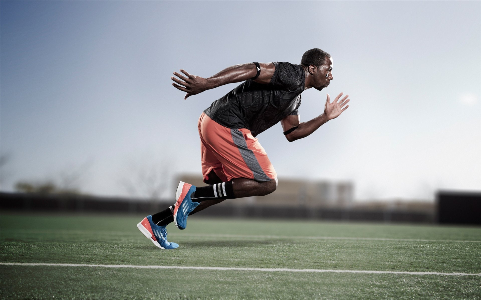 巴黎圣日耳曼稳步推进，法甲榜首位置坚如磐石